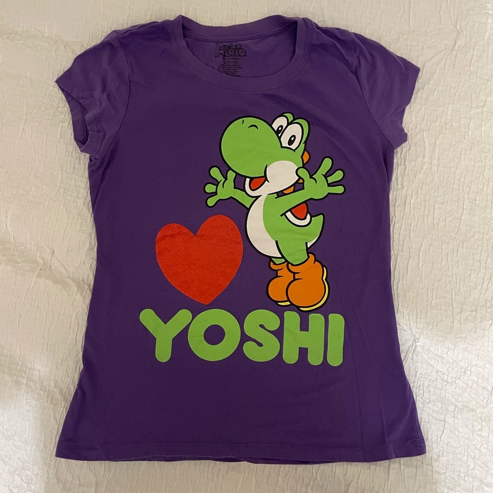 Cute Yoshi Tee ❤️